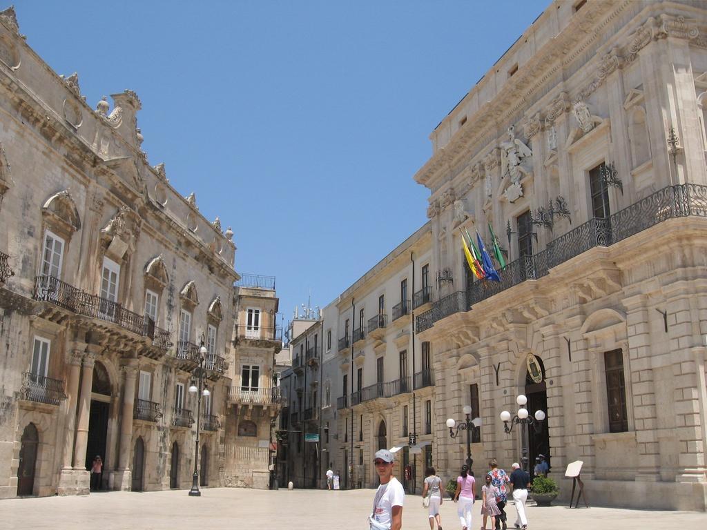 Apartment Siracusa Plus Szirakúza Szoba fotó